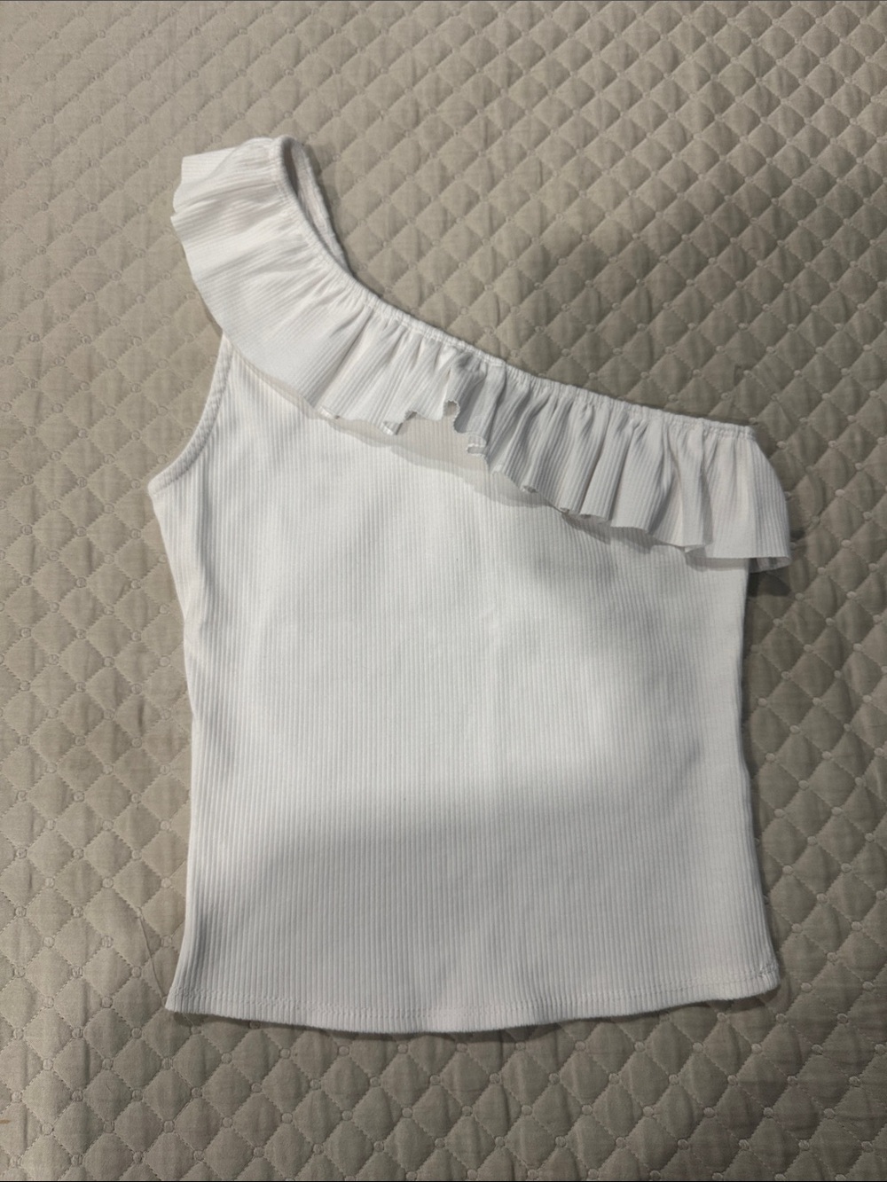 Francesca's Collections White One-Shoulder Ruffle Tank